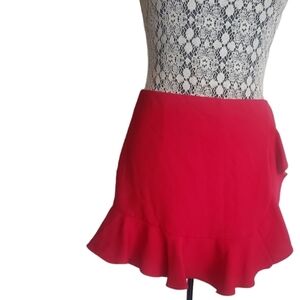 AMANDA UPRICHARD NEW YORK SHORTS.